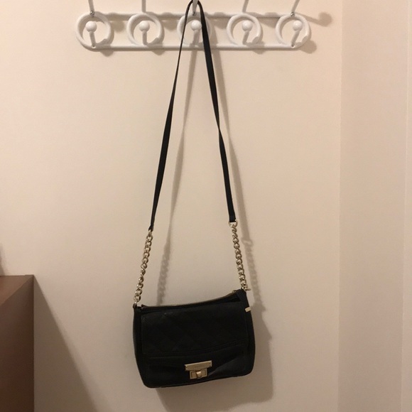 Calvin klein black crossbody with gold chain - Picture 2 of 6